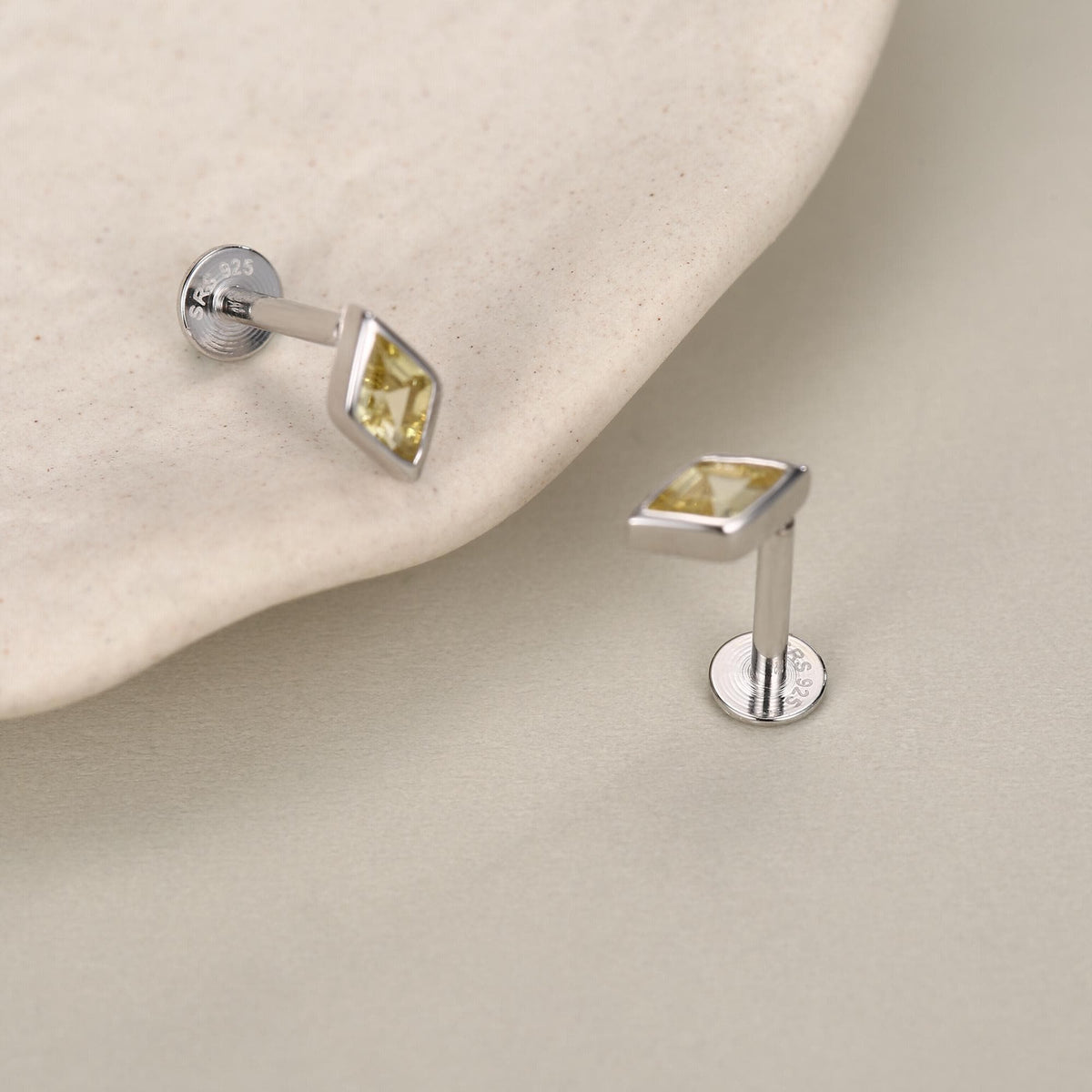 Sterling Silver Yellow CZ 16G Flat Back Labret Earring