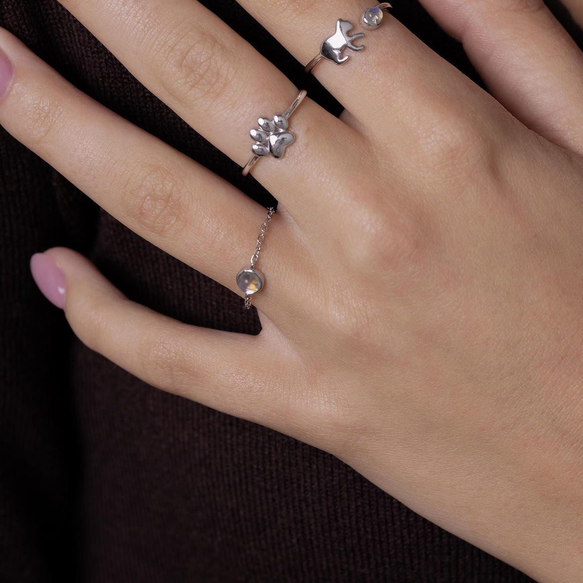 Round Moonstone Soft Chain Ring