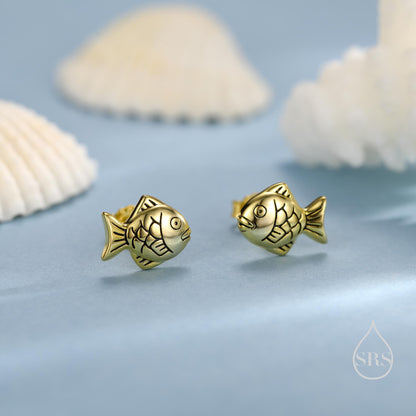 Japanese Taiyaki Fish Desert Stud Earrings in Sterling Silver, Silver, Gold or Rose Gold, Cute and Fun Food Jewellery, Fish earrings