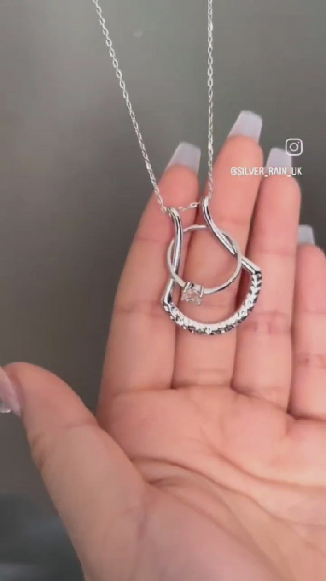 UK Only – Hammered Fan Bar Ring Holder Necklace in Sterling Silver, Gold or Rose Gold,50cm