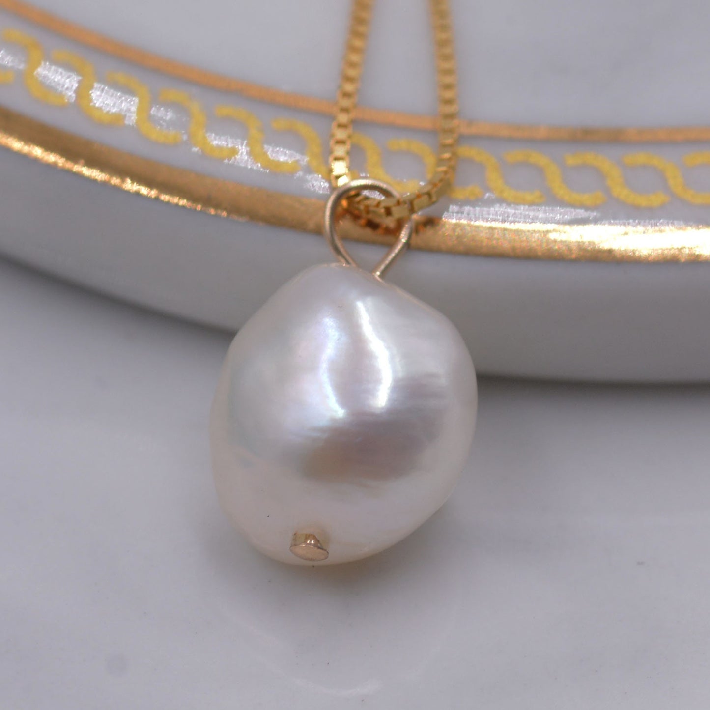 Delicate Genuine Baroque Pearl Pendant Necklace in Sterling Silver, Minimalist Pearl, One-of-a-kind Semi-precious