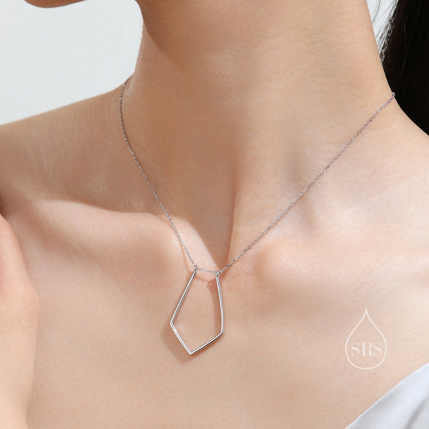 UK Only Item. Rhombus Pentagon Minimalist Necklace in Sterling Silver, Silver or Gold, Geometric Pendant Necklace. Ring Holder Necklace.