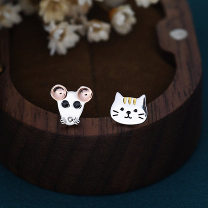 Mismatched Cat and Mouse Stud Earrings in Sterling Silver, Asymmetric Cat and Mouse Earrings, Cute Cat Lover Earrings